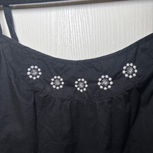Black Cotton Camisole Tank Top White Floral Embroidery Boho Summer Festival - Picture 2 of 4